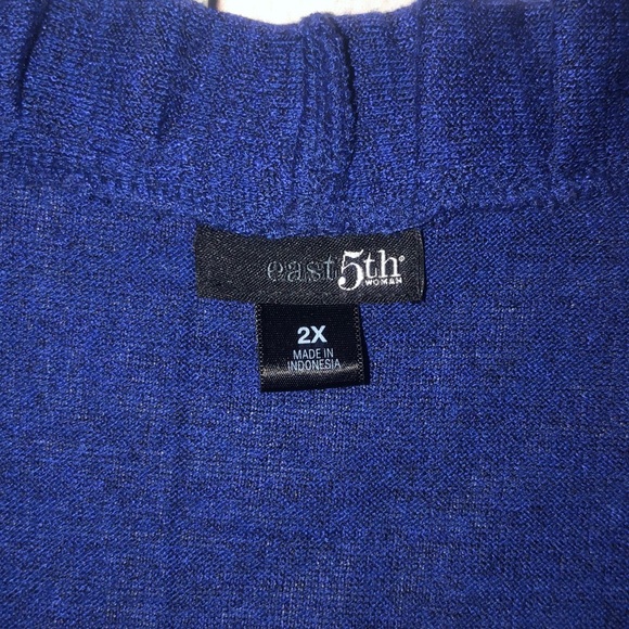 East 5th Woman 2 in 1 Sweater - Picture 2 of 6